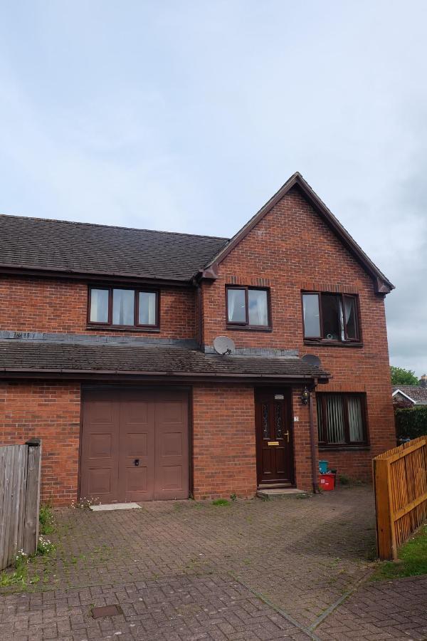 15 Bronant Apartment Talgarth Bagian luar foto